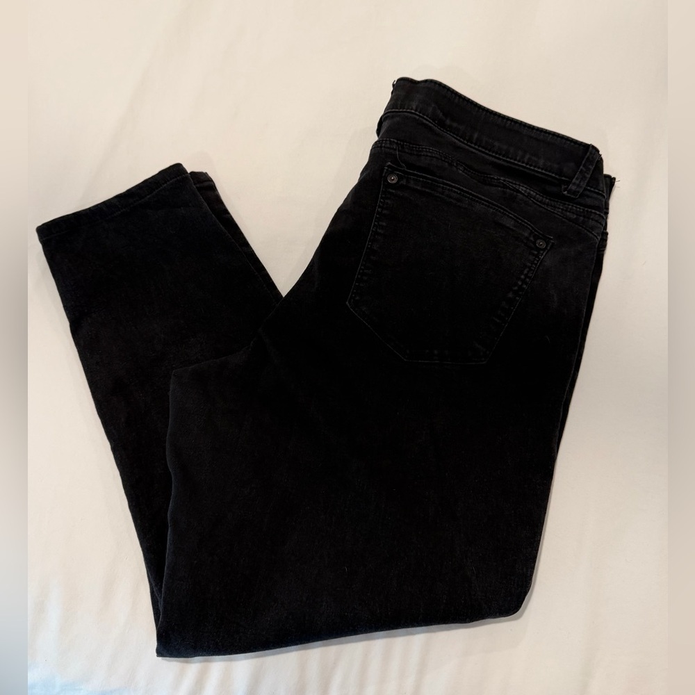 Black Women's Jeans by Wit & Wisdom size 16 - Picture 4 of 5